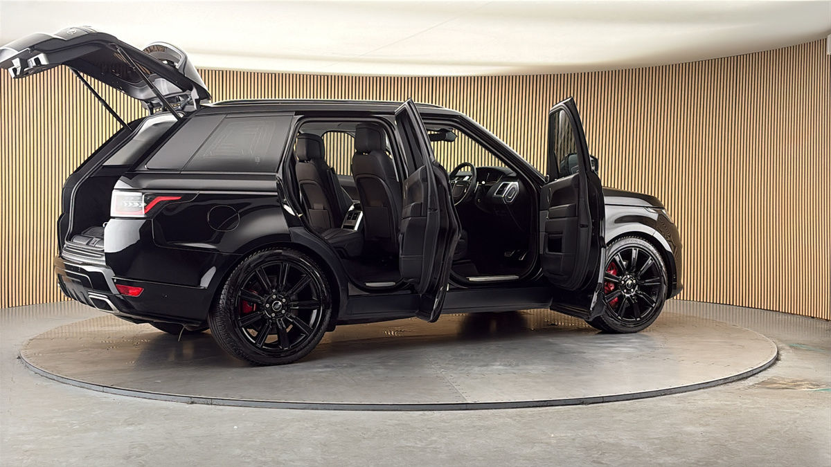 More views of Land Rover Range Rover Sport
