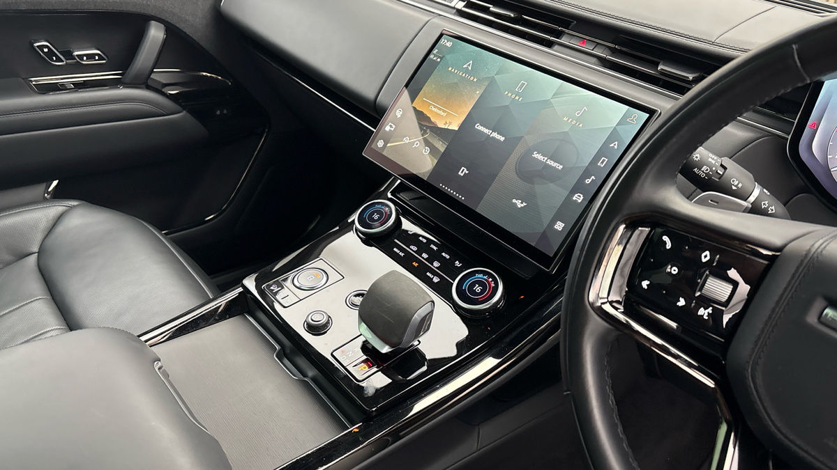 Land Rover Range Rover Sport Image 18