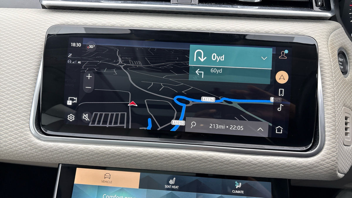 Land Rover Range Rover Velar Image 17