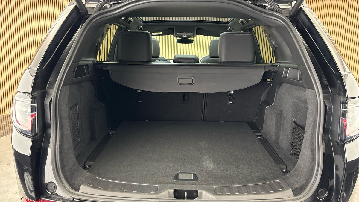 More views of Land Rover Discovery Sport