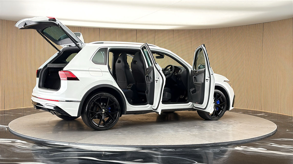 More views of Volkswagen Tiguan