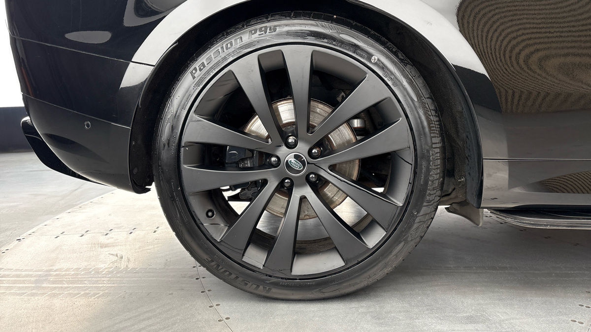Land Rover Range Rover Sport Image 10