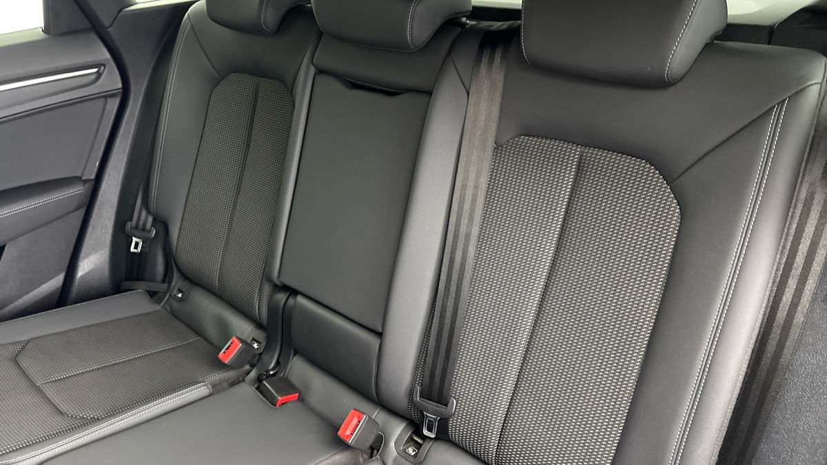 More views of Audi Q3