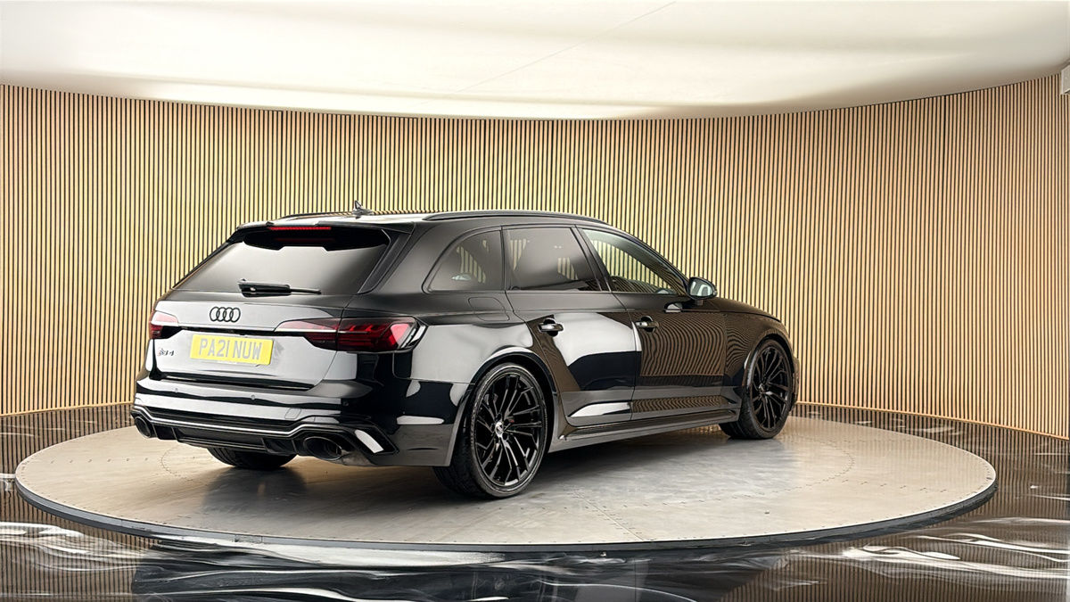 More views of Audi RS4 Avant