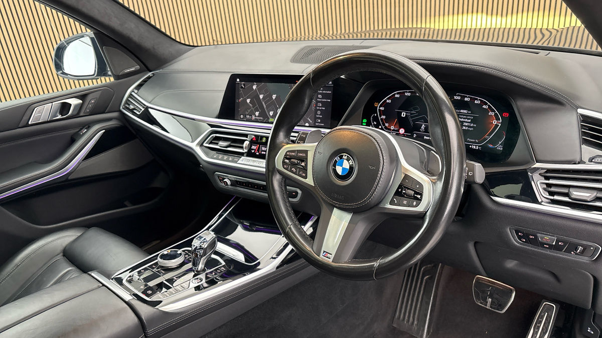 BMW X7 Image 5