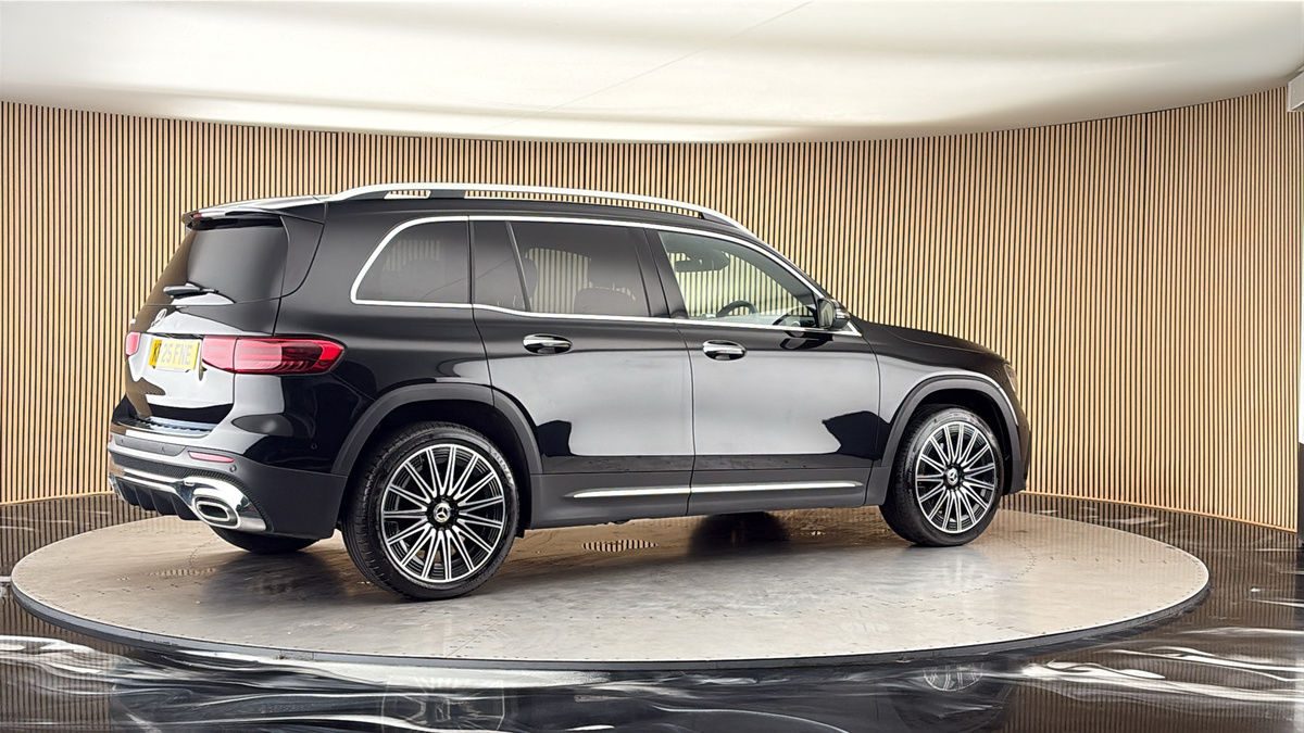 More views of Mercedes-Benz GLB