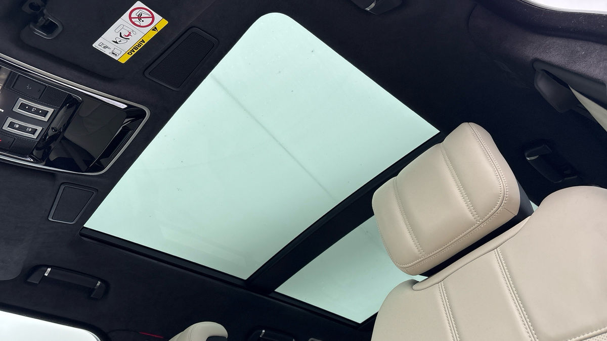 Land Rover Range Rover Image 6