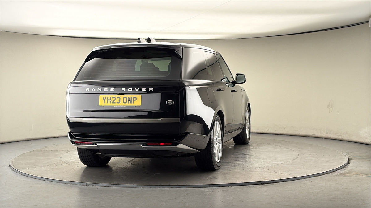 More views of Land Rover Range Rover