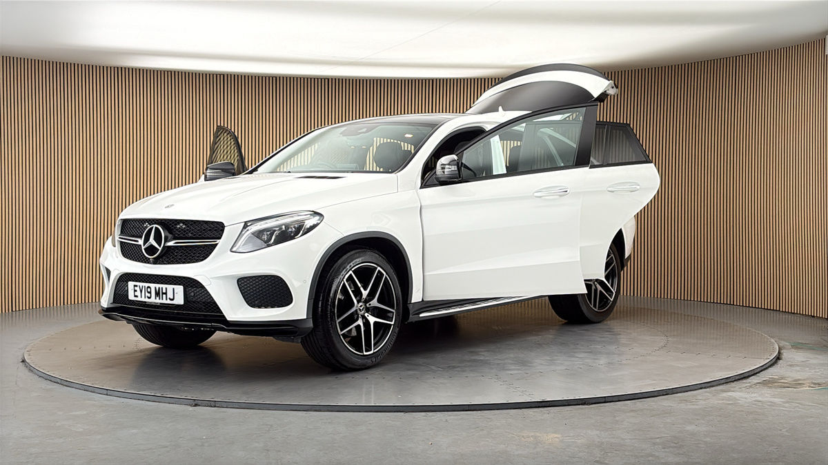 More views of Mercedes-Benz GLE