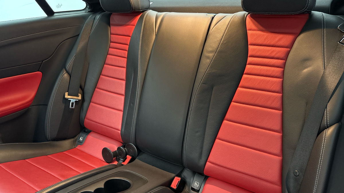 Mercedes-Benz E Class Image 8