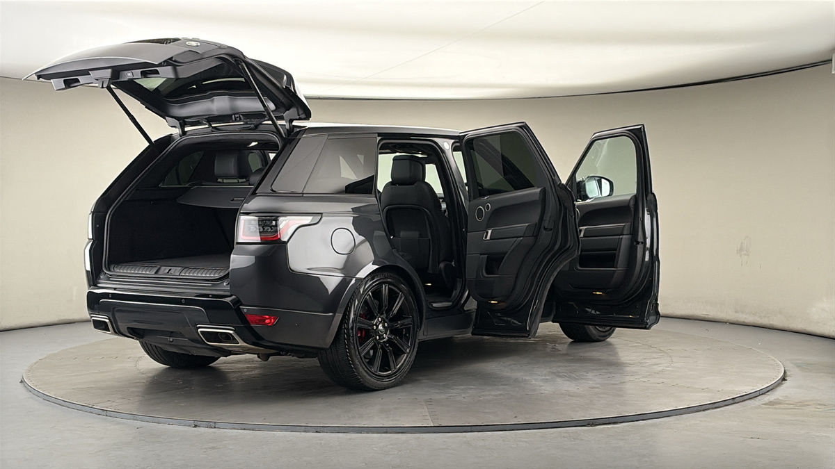 More views of Land Rover Range Rover Sport