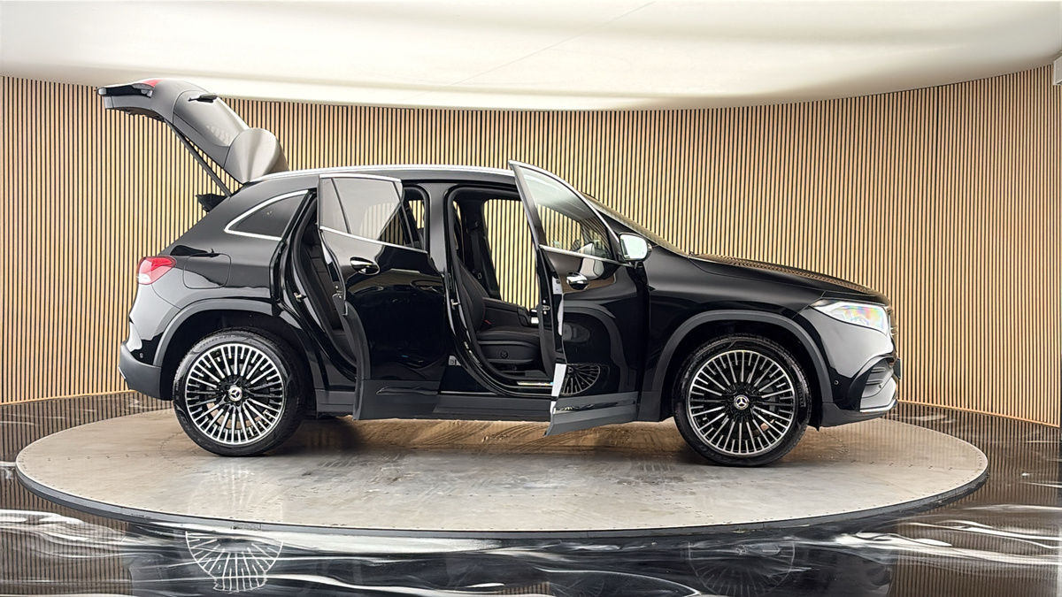 More views of Mercedes-Benz EQA