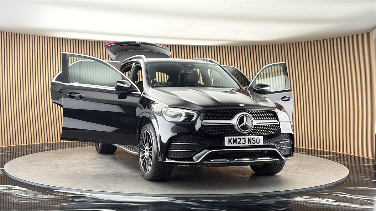 More views of Mercedes-Benz GLE