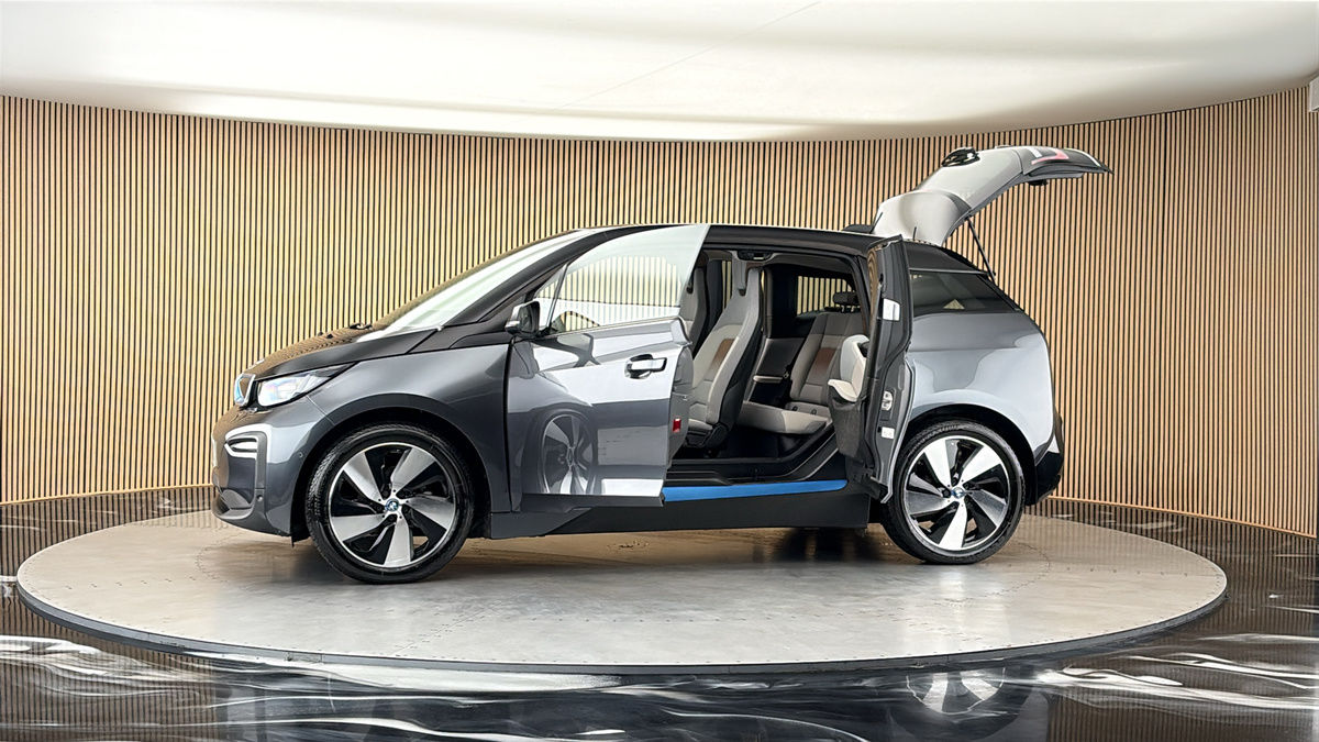 More views of BMW i3
