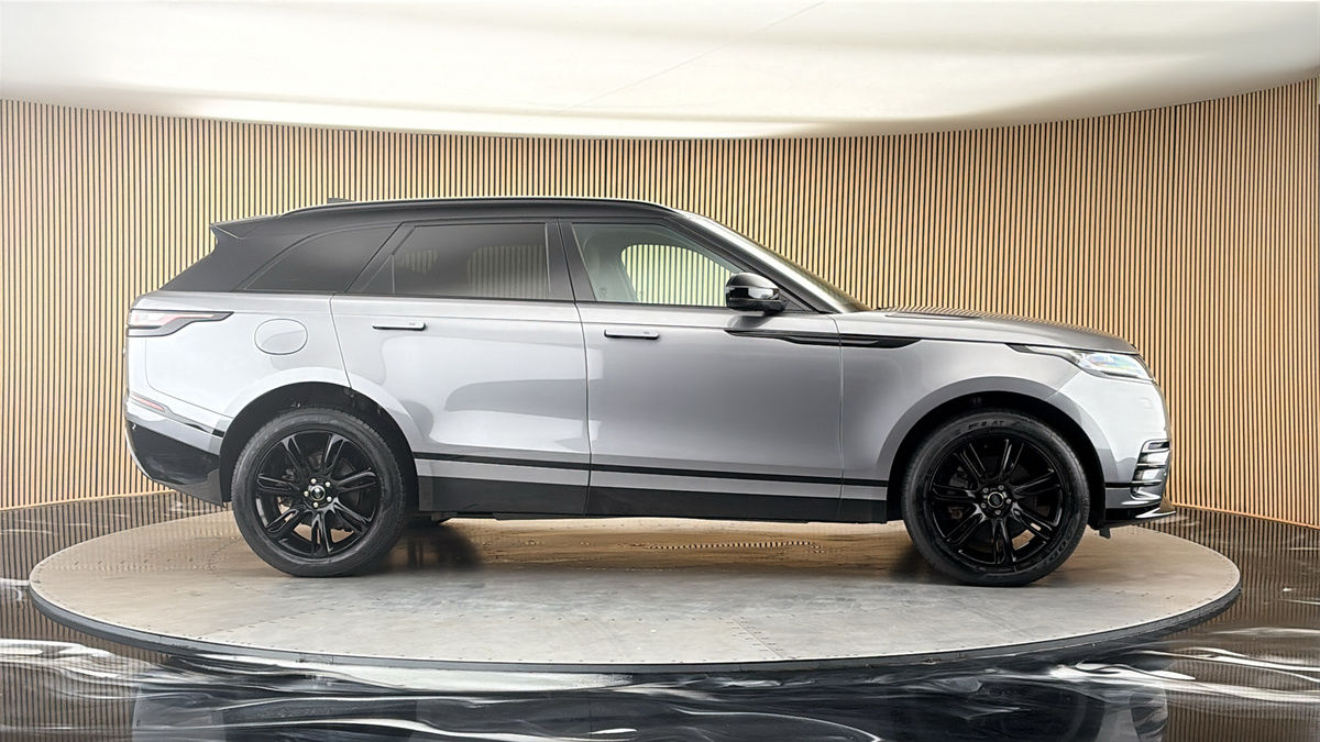 More views of Land Rover Range Rover Velar