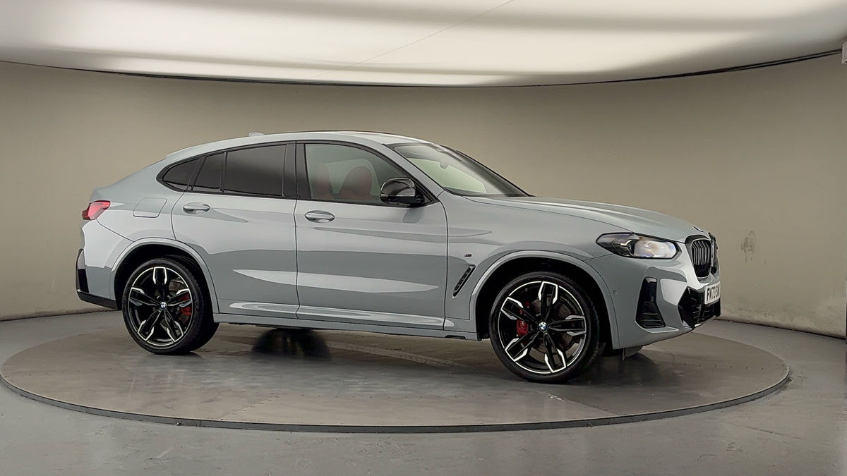 More views of BMW X4