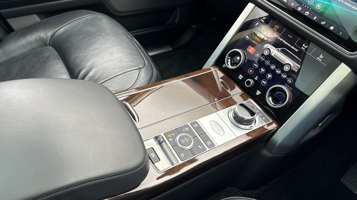 Land Rover Range Rover Image 18