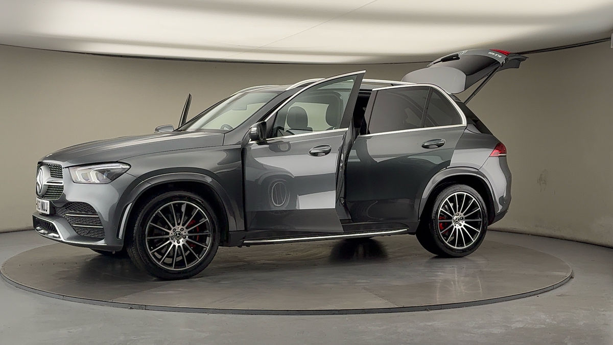 More views of Mercedes-Benz GLE