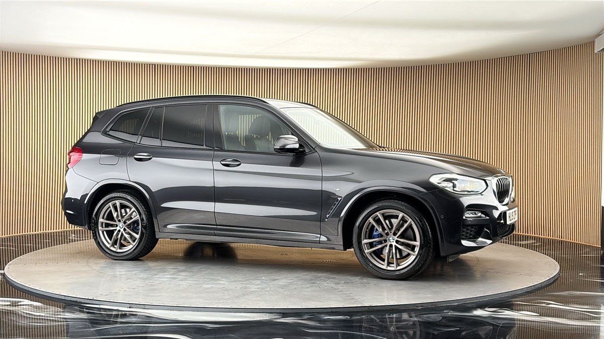 More views of BMW X3