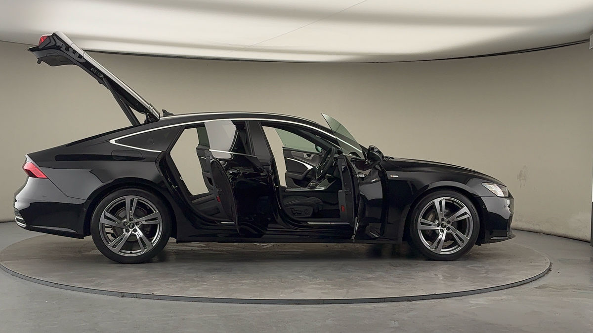 More views of Audi A7