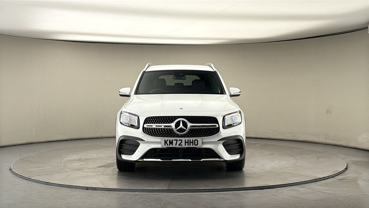 Mercedes-Benz GLB Image 3