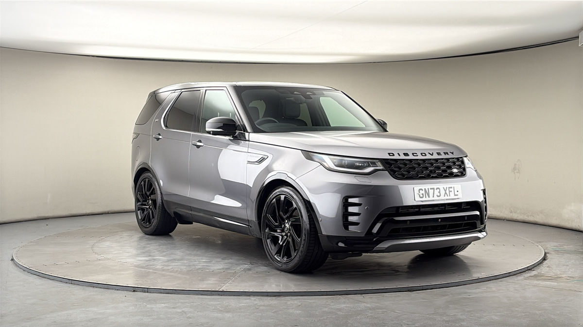 Land Rover Discovery Sticky Header Image