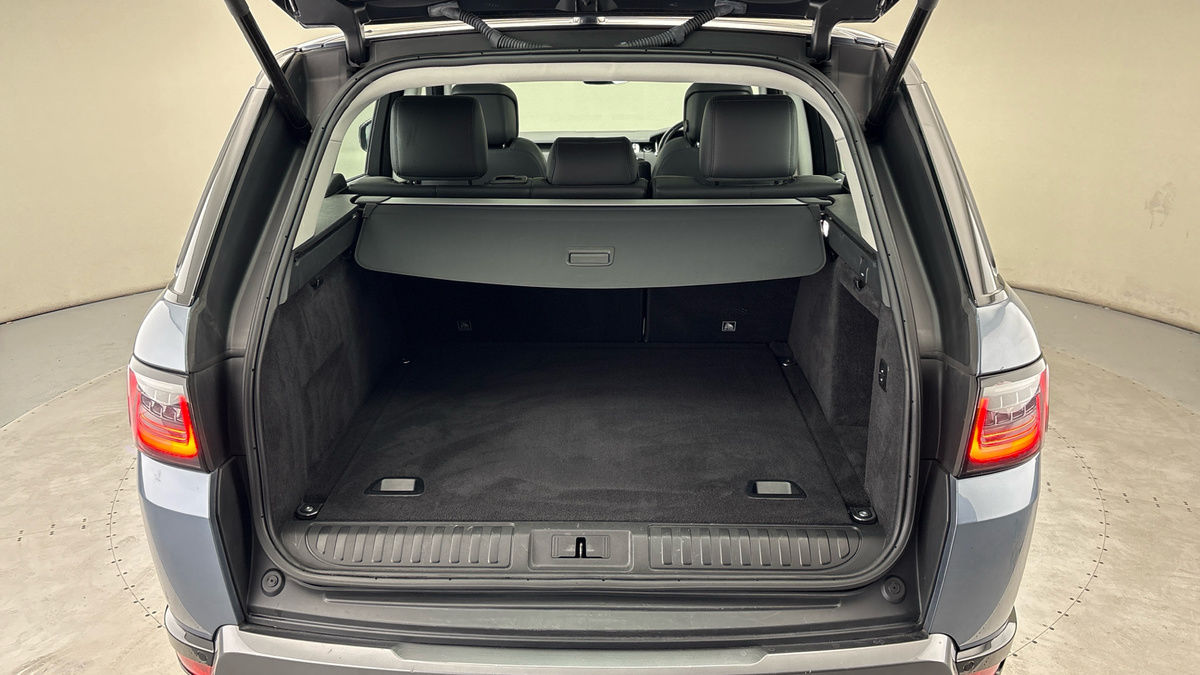 Land Rover Range Rover Sport Image 11