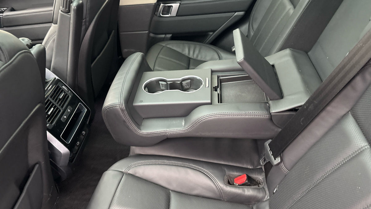 Land Rover Range Rover Sport Image 9