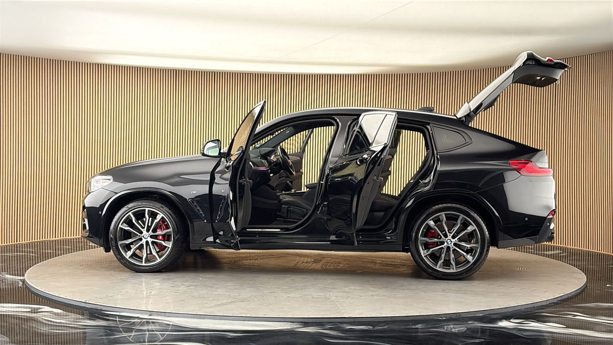 More views of BMW X4