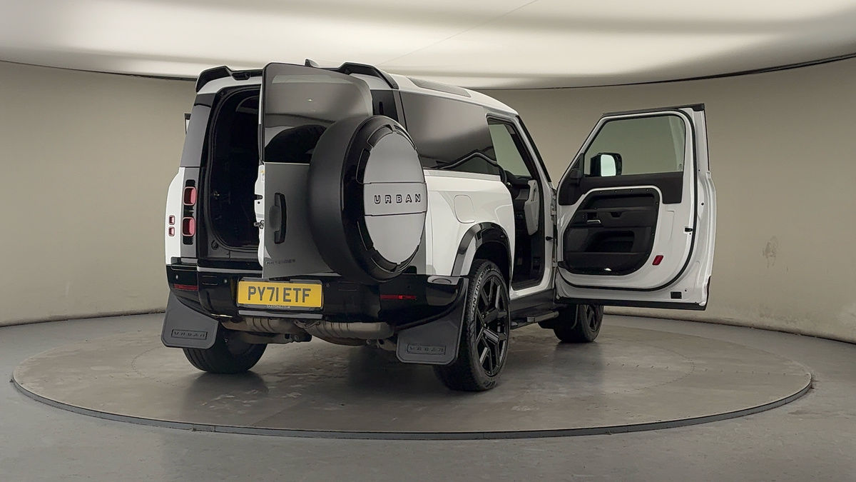 More views of Land Rover Defender 90