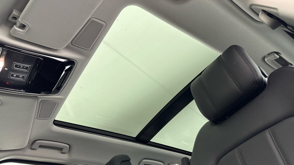 Land Rover Range Rover Sport Image 6