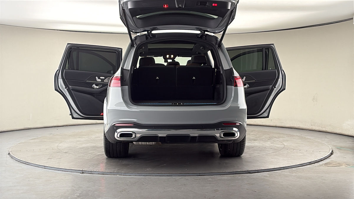 More views of Mercedes-Benz GLS