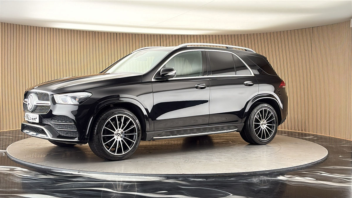 More views of Mercedes-Benz GLE