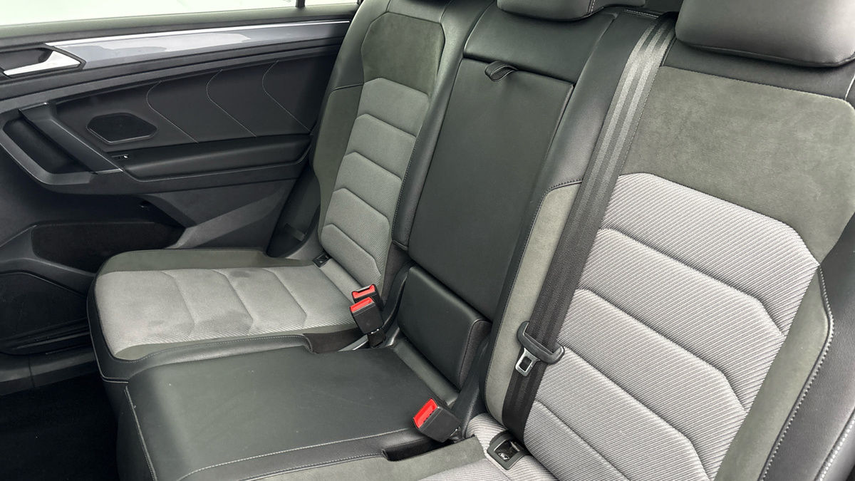Volkswagen Tiguan Allspace Image 8