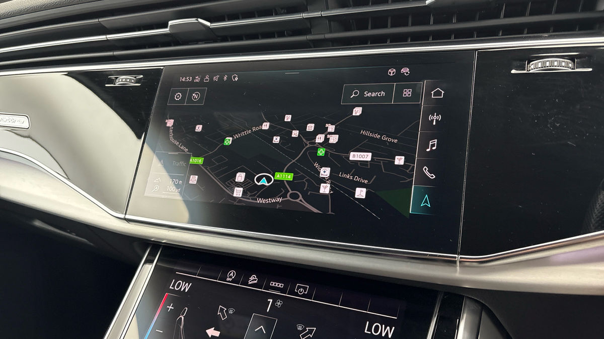 Audi Q7 Image 17