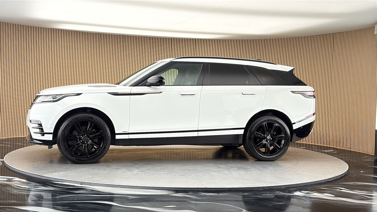 More views of Land Rover Range Rover Velar