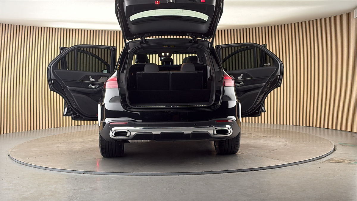 More views of Mercedes-Benz GLE