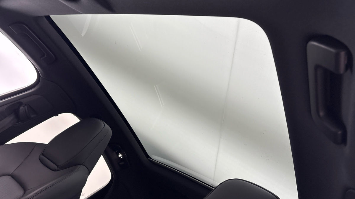 Porsche Cayenne Image 6