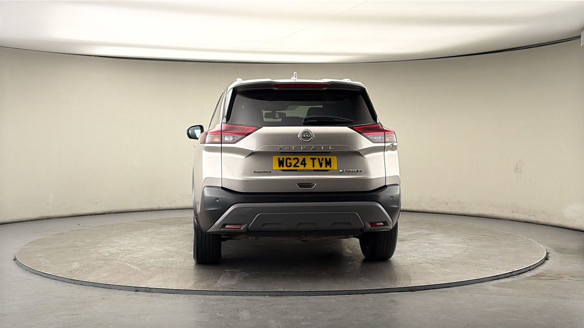 More views of Nissan X-Trail