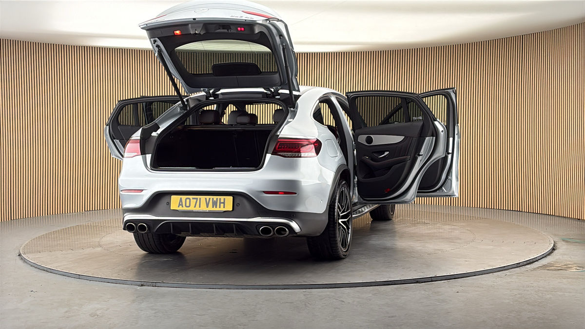 More views of Mercedes-Benz GLC