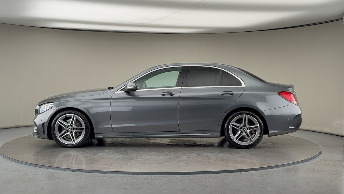 Mercedes-Benz C Class Image 29