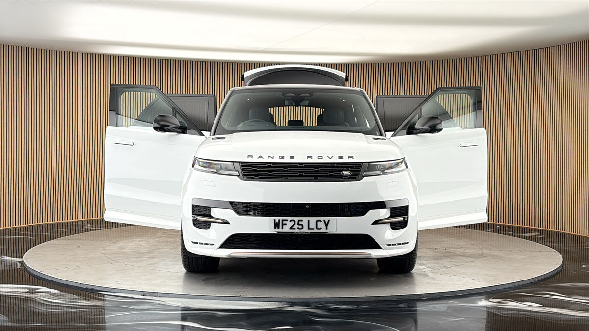 More views of Land Rover Range Rover Sport