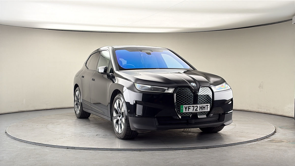 More views of BMW iX