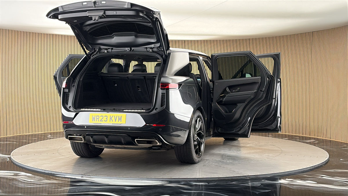 More views of Land Rover Range Rover Sport