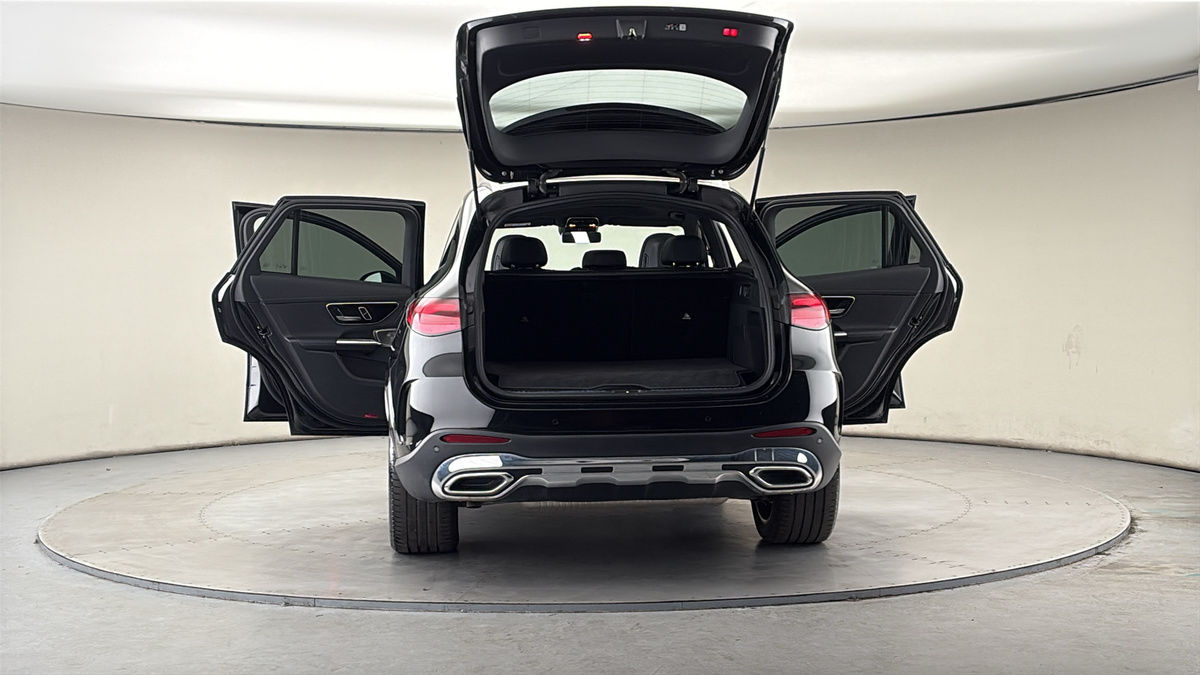 More views of Mercedes-Benz GLC