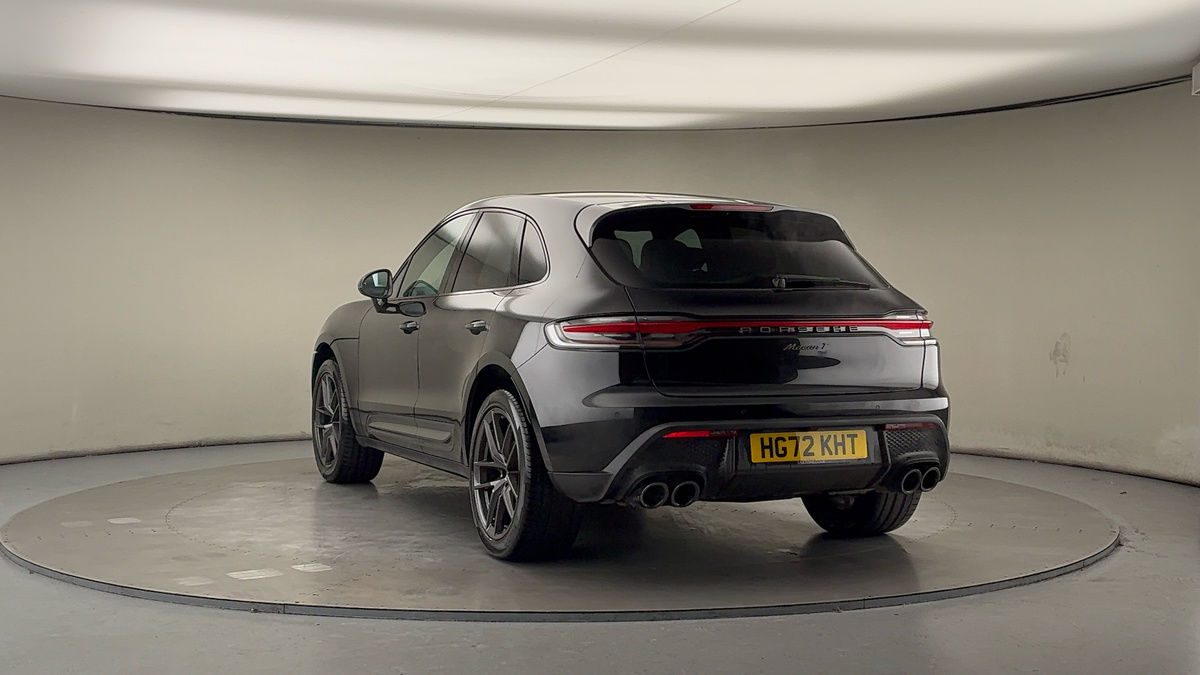 More views of Porsche Macan
