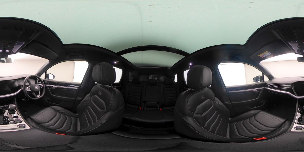 More views of Volkswagen Touareg