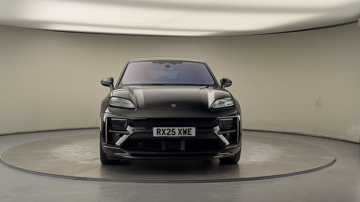 More views of Porsche Macan