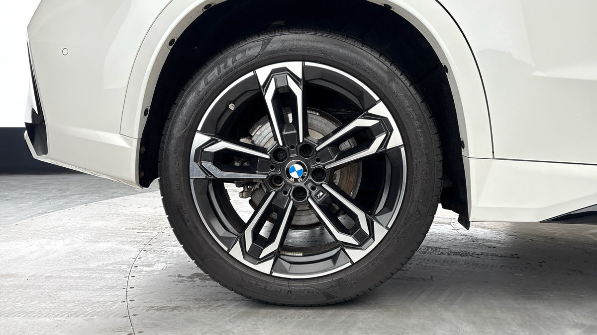 BMW X1 Image 10