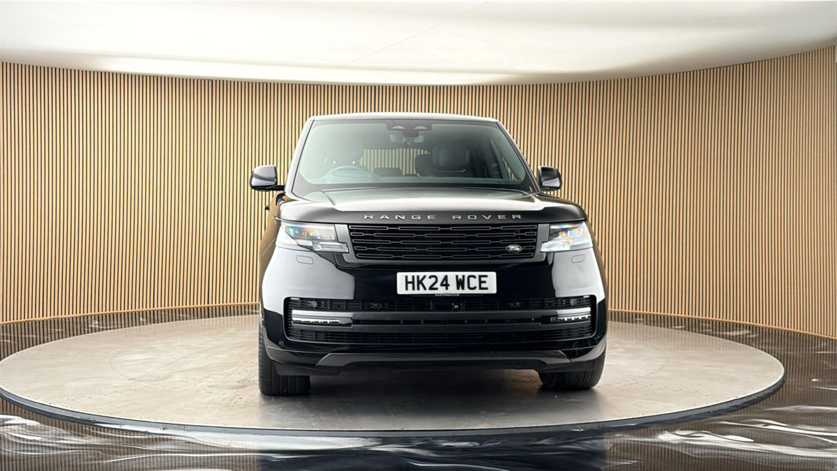 More views of Land Rover Range Rover
